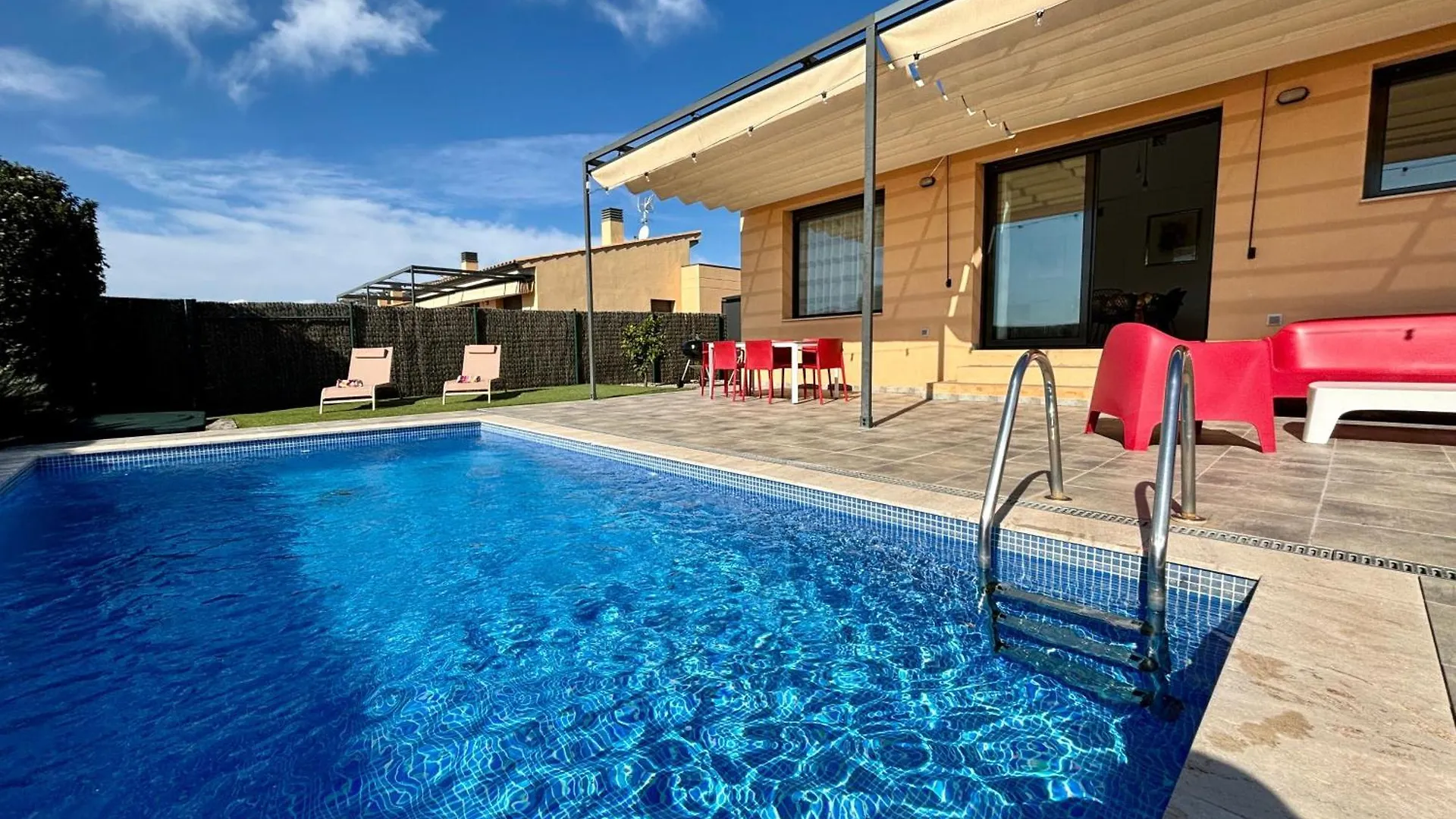Willa Modernes Einfamilienhaus Mit Pool Torroella de Montgrí